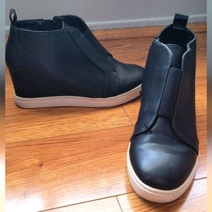 Kolie Wedge Sneakers